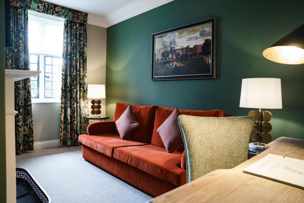 Hotel The White Hart 3*
